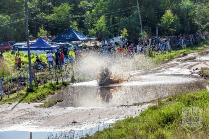 2-price-saltando-a-fuego-aterrizado